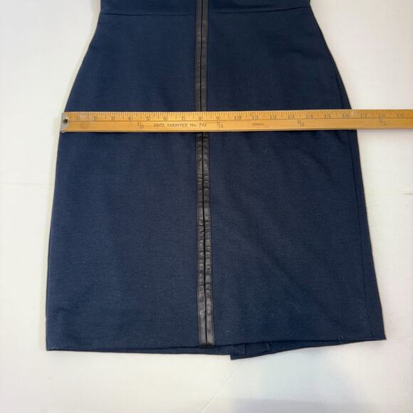 Banana Republic Sheath Dress Women’s 0 Navy V‑Neck Faux Leather Trim Workwear - Picture 11 of 13